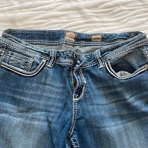 15x33 Maurice’d Studio 5 jeans.